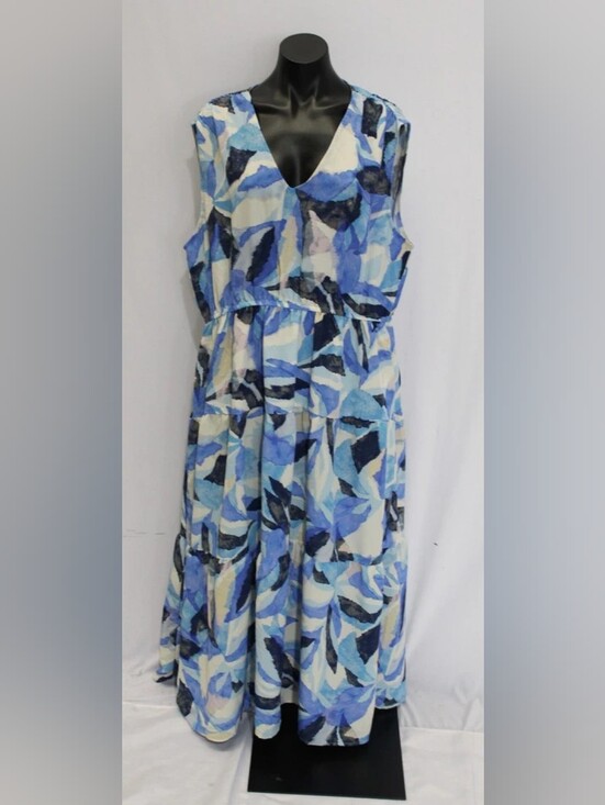 Dresses & Skirts - Sleeveless Blue Leaf-Print V-Neck Maxi Dress